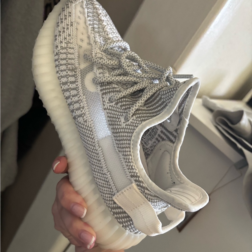 Yeezy 350 static size 5